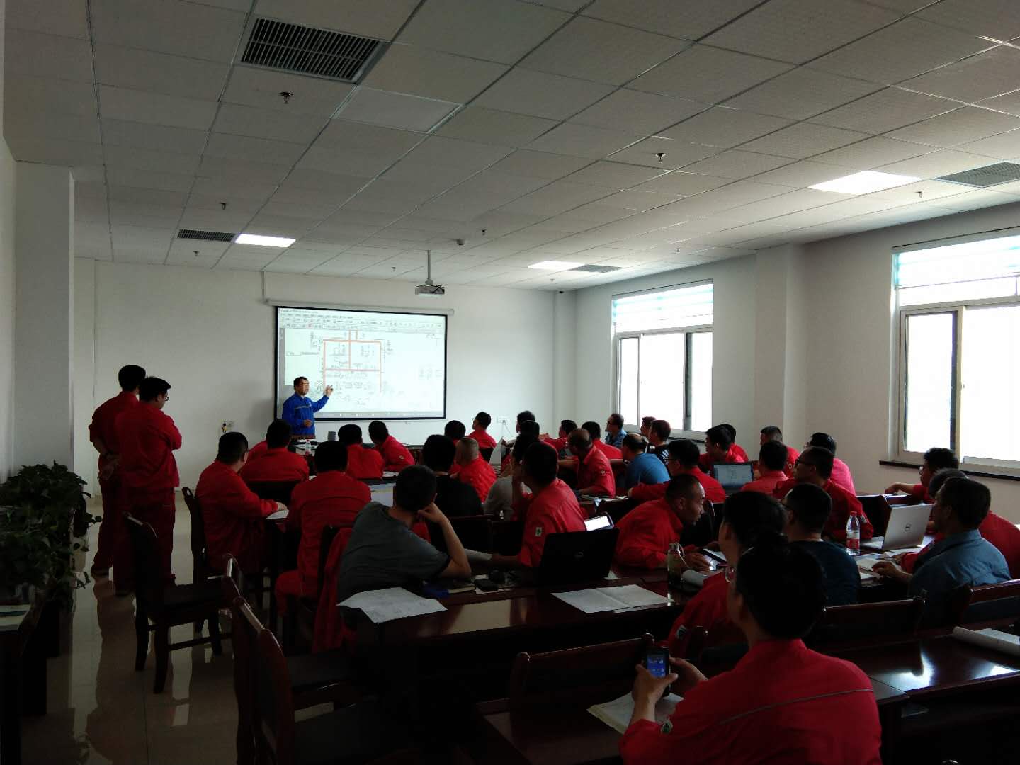 微信圖片_20200701214427.jpg 微信圖片_20200701214427.jpg