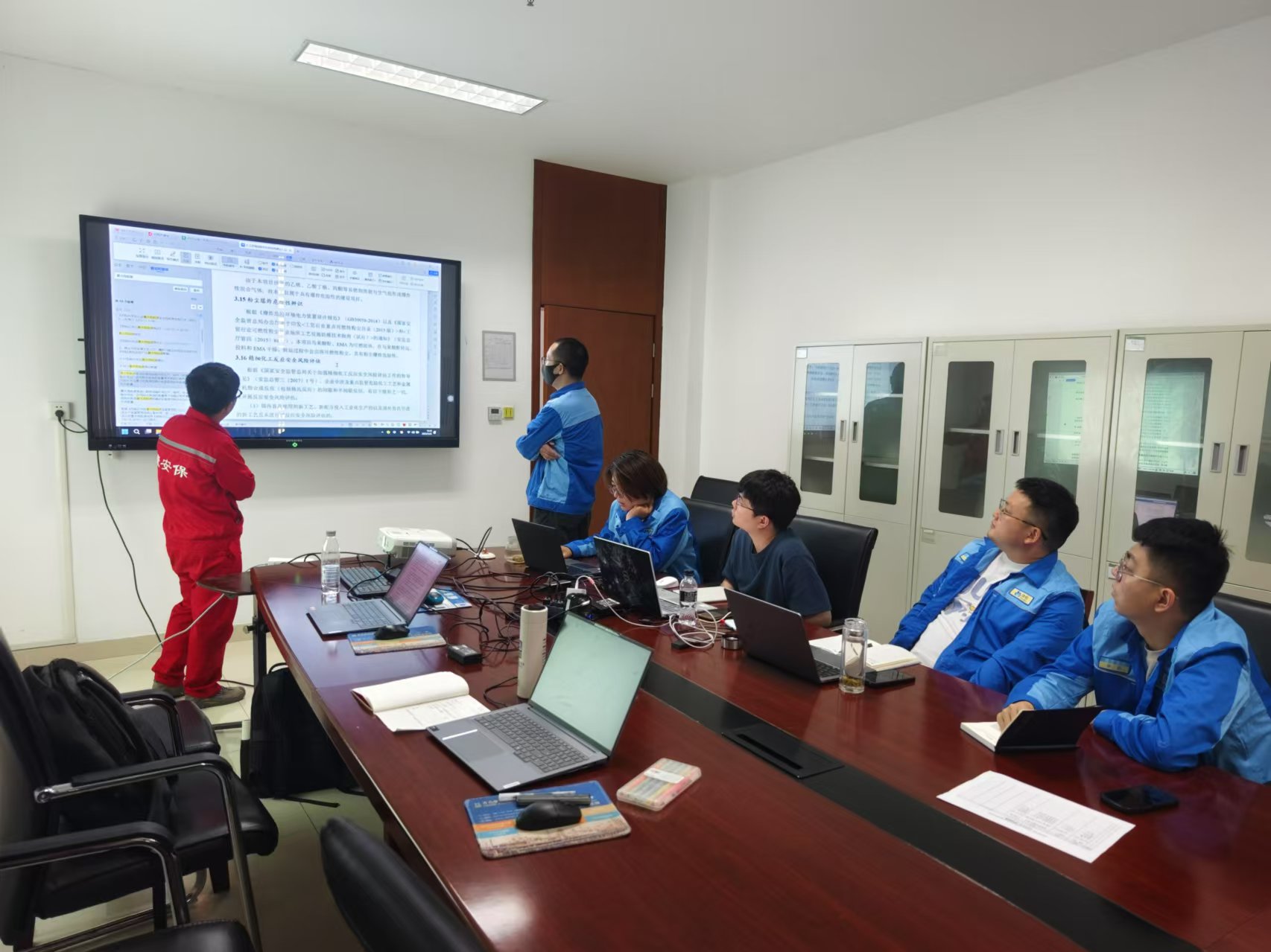 9e5ce949fce4309708b169b3a159c6b.jpg 9e5ce949fce4309708b169b3a159c6b.jpg